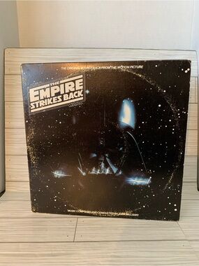 Vintage 1980 Star Wars The Empire Strikes Back Vinyl Record - Black